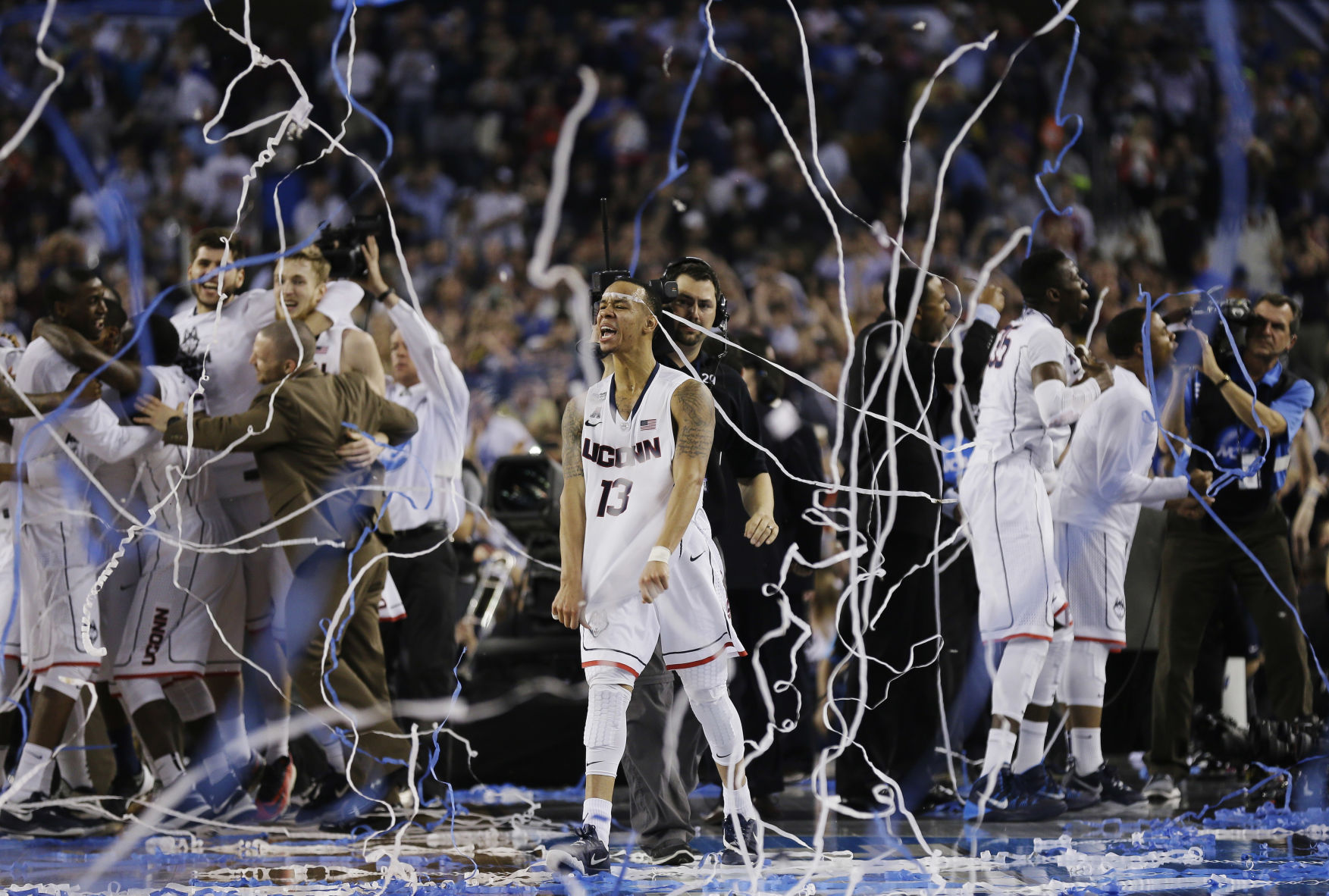 2014: Shabazz Napier lifts UConn over Kentucky's freshmen